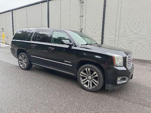 Onyx Black 2019 GMC Yukon XL Denali