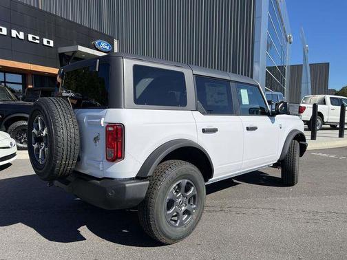 Oxford White 2026 Ford Bronco Big Bend
