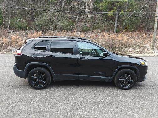 2020 Jeep Cherokee Altitude