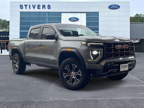 Sterling Metallic 2024 GMC Canyon AT4
