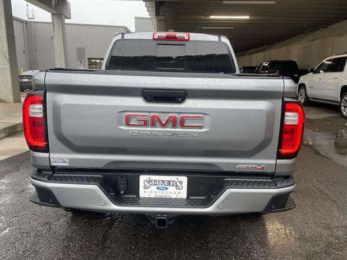 Sterling Metallic 2024 GMC Canyon AT4