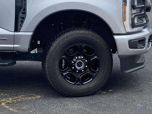 2024 Ford F-350 XLT