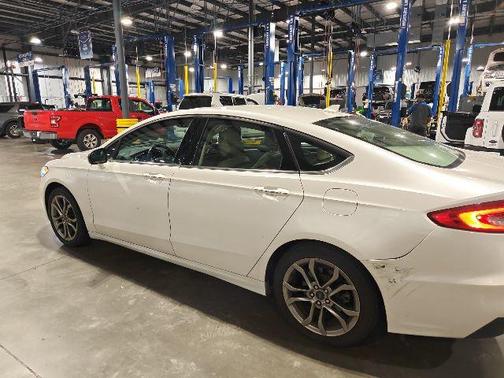 2020 Ford Fusion SEL
