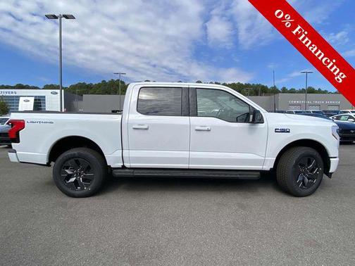 2025 Ford F-150 Lightning Flash