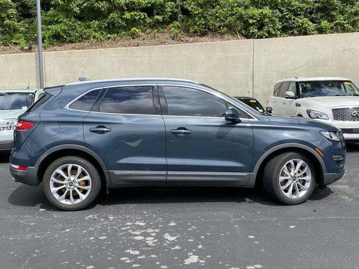 2019 Lincoln MKC Select