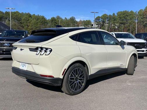 2025 Ford Mustang Mach-E Premium