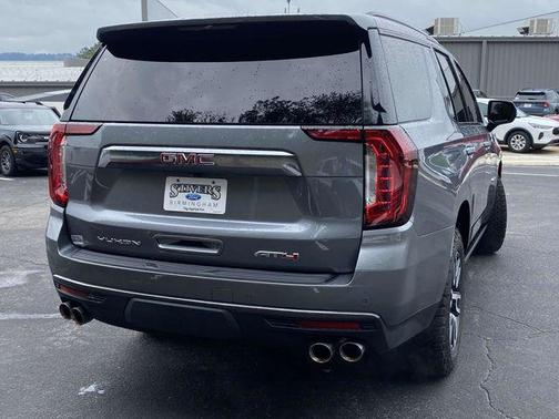 2022 GMC Yukon 4WD AT4