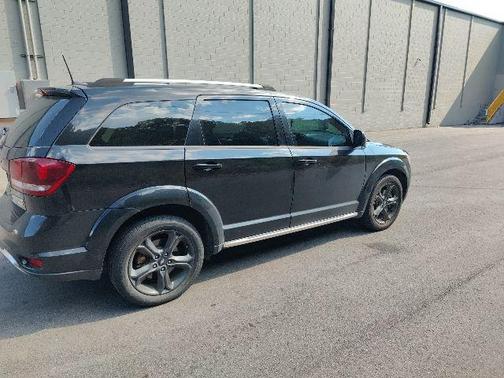 2018 Dodge Journey Crossroad