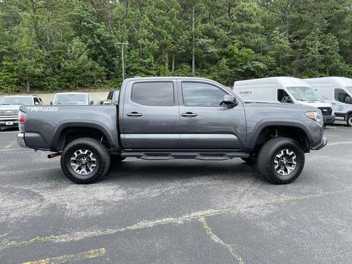2020 Toyota Tacoma TRD Sport