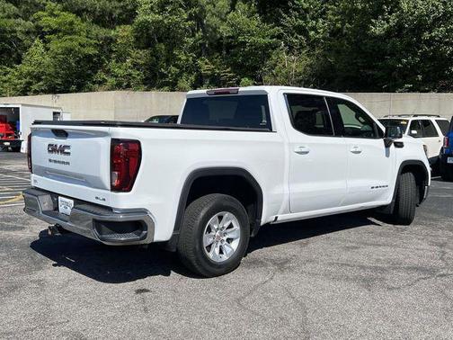 Summit White 2021 GMC Sierra 1500 SLE