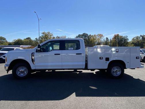 2025 Ford F-250 XL