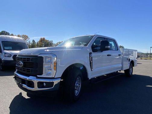 2025 Ford F-250 XL