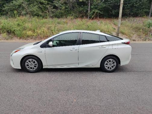 2017 Toyota Prius Four