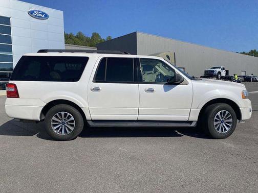 2017 Ford Expedition EL XLT