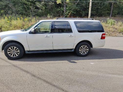 2017 Ford Expedition EL XLT