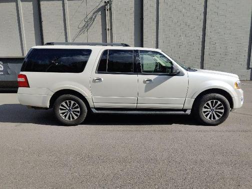 2017 Ford Expedition EL XLT