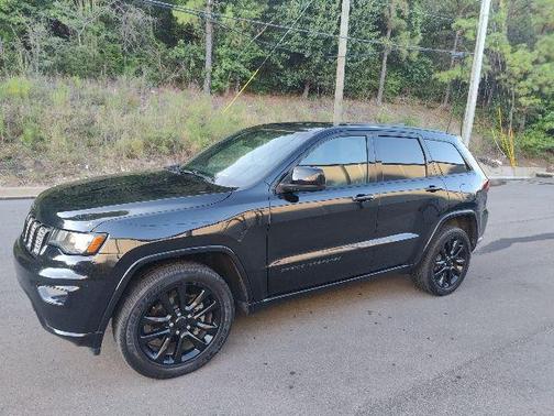 2020 Jeep Grand Cherokee Altitude