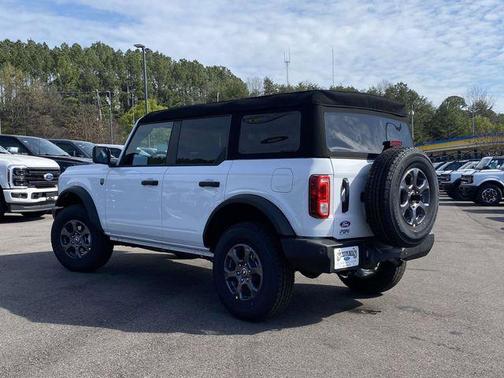 Oxford White 2026 Ford Bronco Big Bend