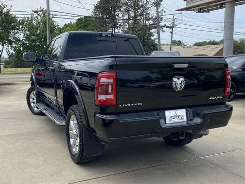 2022 RAM 3500 Limited Crew Cab 4x4 6'4' Box