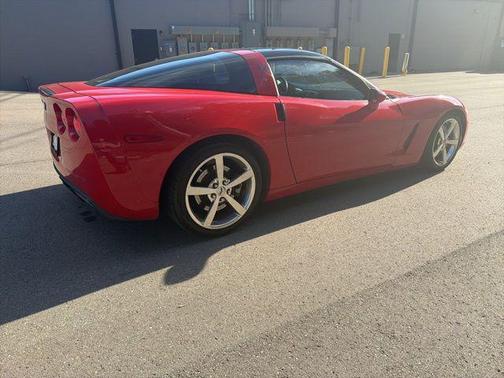 2005 Chevrolet Corvette Base