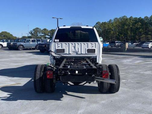 Oxford White 2026 Ford F-350 XL