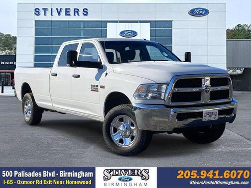 2017 RAM 2500 Tradesman Crew Cab 4x4 8' Box