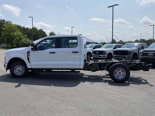 2025 Ford F-250 XL