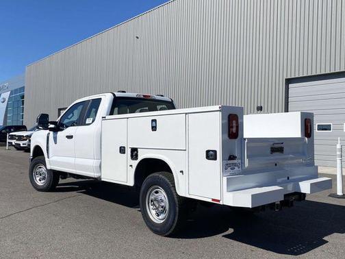 2025 Ford F-250 XL