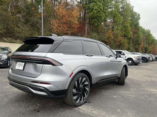 2024 Lincoln Nautilus Reserve