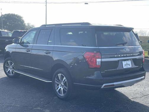 2022 Ford Expedition Max XLT