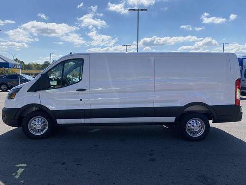 Oxford White 2025 Ford Transit-250 Base