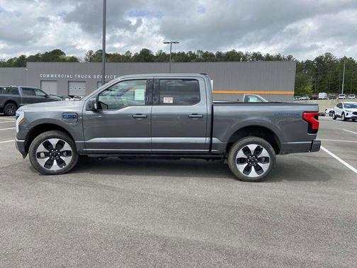2025 Ford F-150 Lightning Platinum