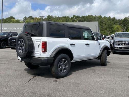 Oxford White 2026 Ford Bronco Big Bend