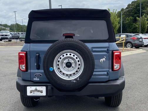 2025 Ford Bronco Base