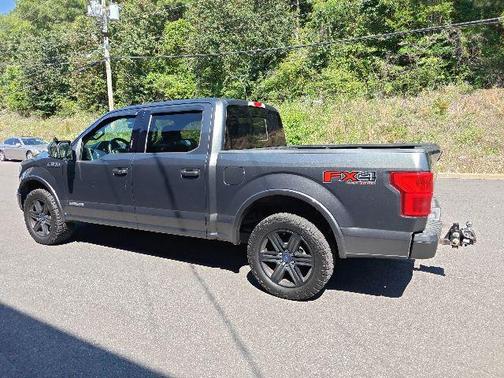 Magnetic Metallic 2018 Ford F-150 Lariat