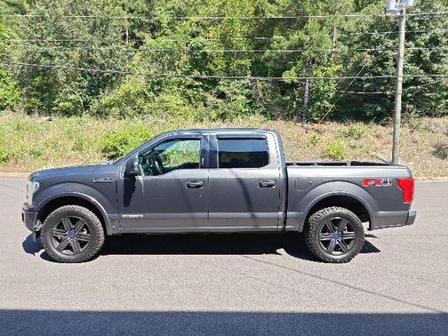 Magnetic Metallic 2018 Ford F-150 Lariat