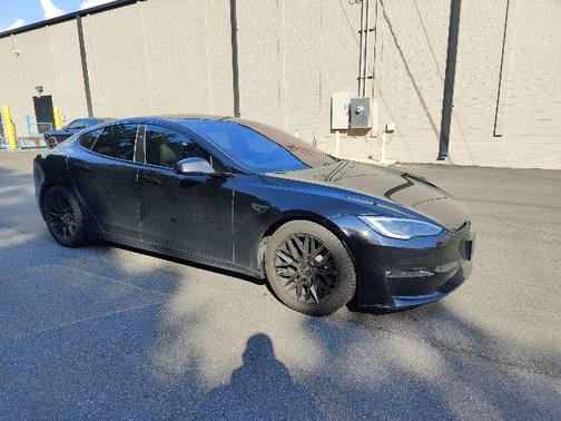 2023 Tesla Model S Base