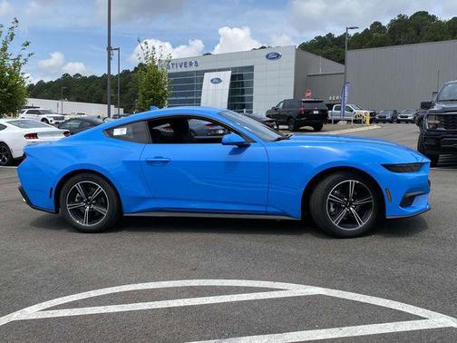 2025 Ford Mustang EcoBoost