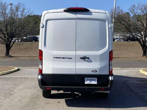 Oxford White 2026 Ford Transit-250 Base