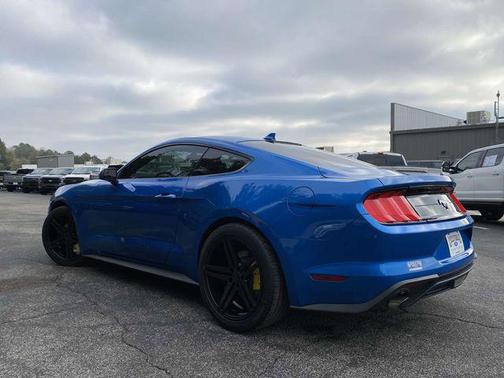 2020 Ford Mustang EcoBoost
