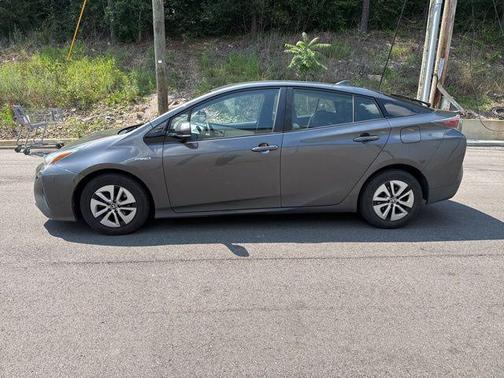 2016 Toyota Prius Four
