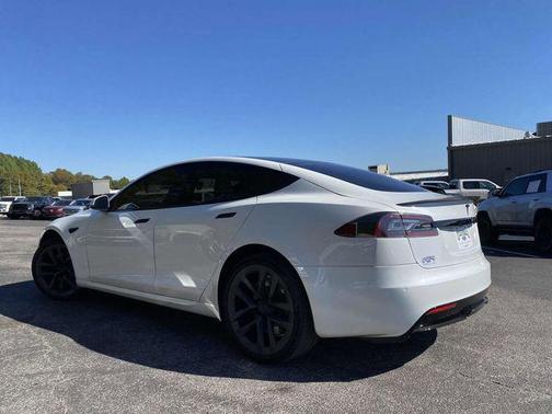 2022 Tesla Model S Base