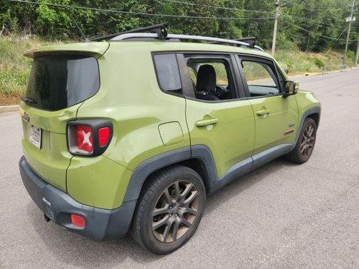 Jungle Green 2016 Jeep Renegade Latitude