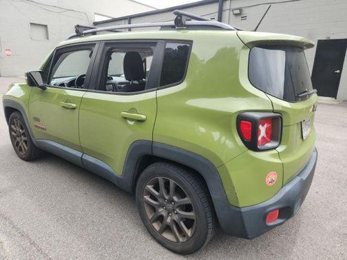 Jungle Green 2016 Jeep Renegade Latitude