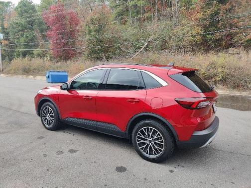 2023 Ford Escape PHEV SE