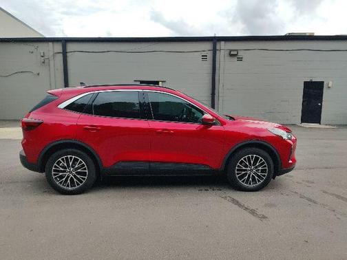 2023 Ford Escape PHEV SE