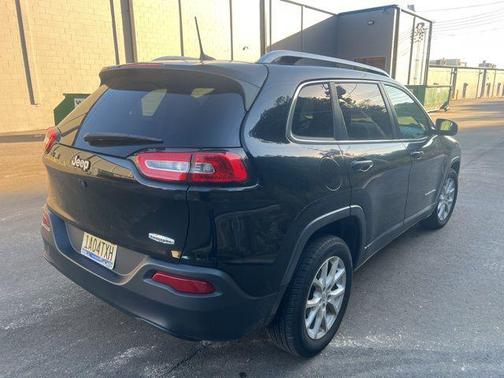 2018 Jeep Cherokee Latitude Plus