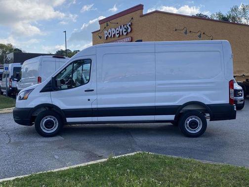Oxford White 2026 Ford Transit-250 Base