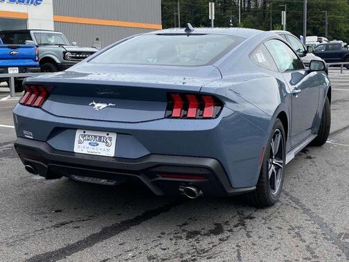 2025 Ford Mustang EcoBoost