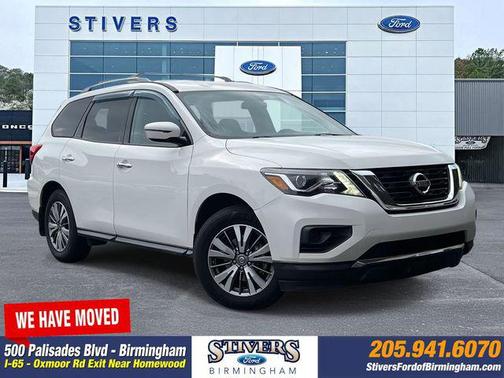 2019 Nissan Pathfinder S